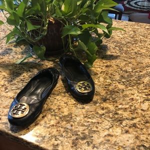Black Tory Burch flats